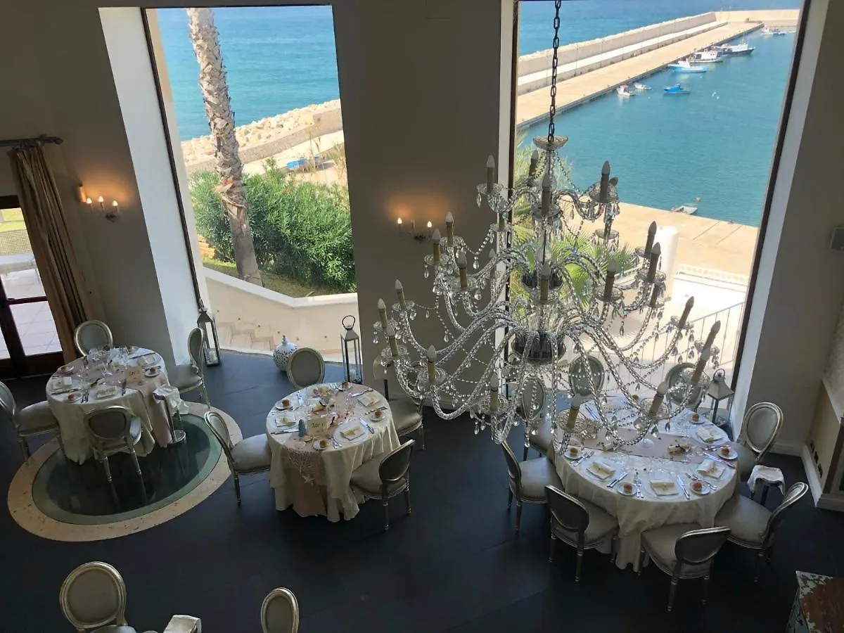 Marina Holiday & Spa Balestrate 4*,